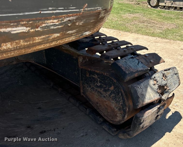 image for item DO1108 2013 Komatsu PC88MR-8 mini excavator