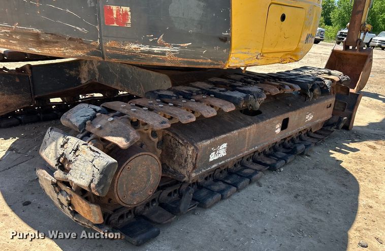 image for item DO1108 2013 Komatsu PC88MR-8 mini excavator