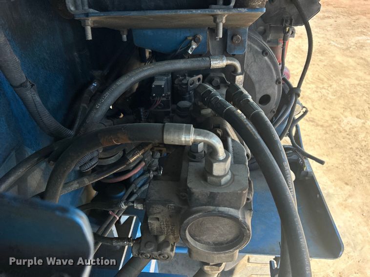 image for item DO1111 2013 Genie S-85 boom lift