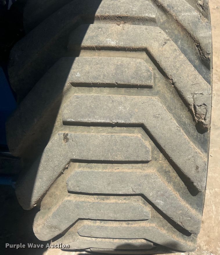 image for item DO1111 2013 Genie S-85 boom lift