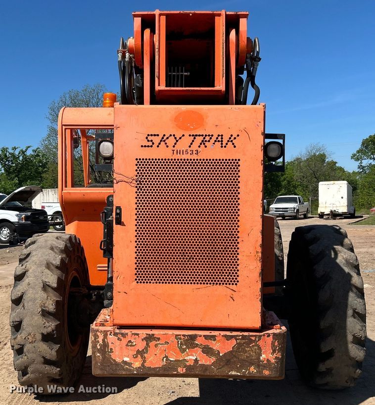 image for item DO1126 JLG Skytrac 10042 telehandler