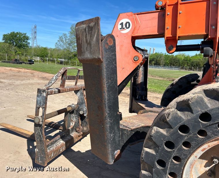image for item DO1126 JLG Skytrac 10042 telehandler