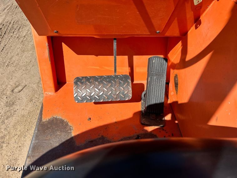 image for item DO1126 JLG Skytrac 10042 telehandler