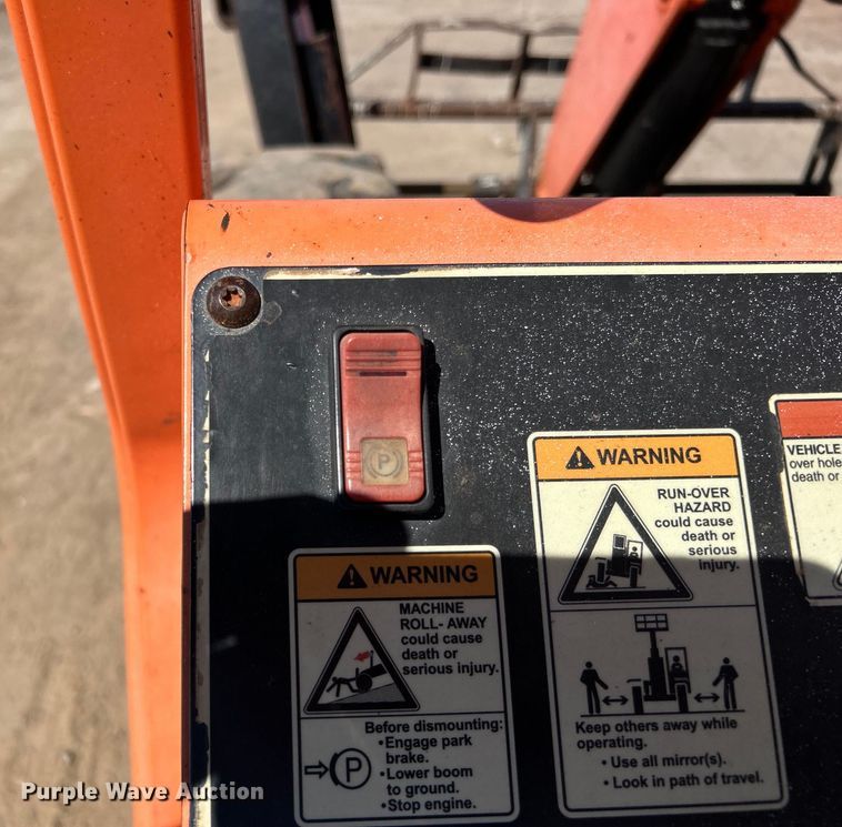 image for item DO1126 JLG Skytrac 10042 telehandler
