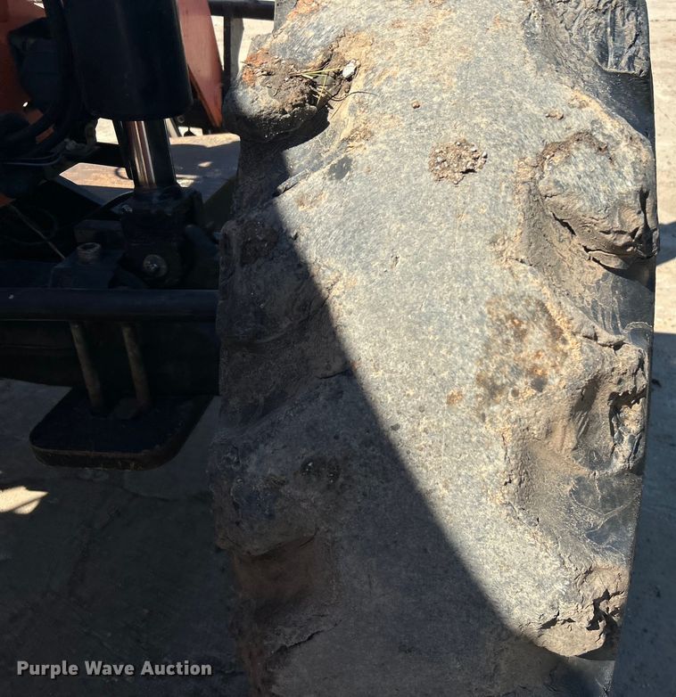 image for item DO1126 JLG Skytrac 10042 telehandler