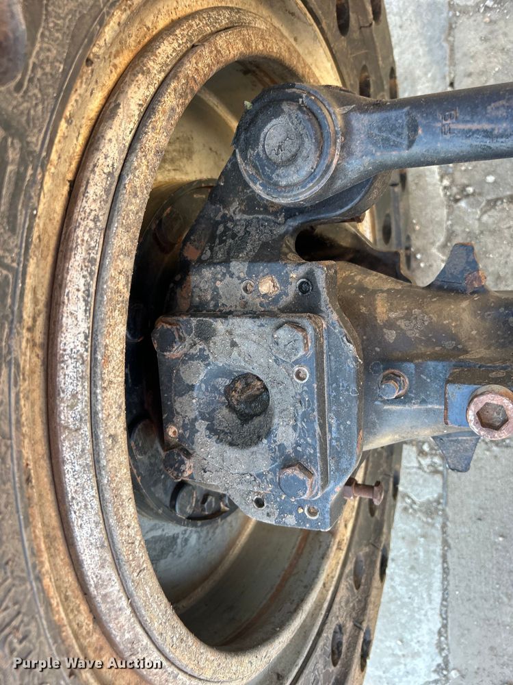 image for item DO1126 JLG Skytrac 10042 telehandler