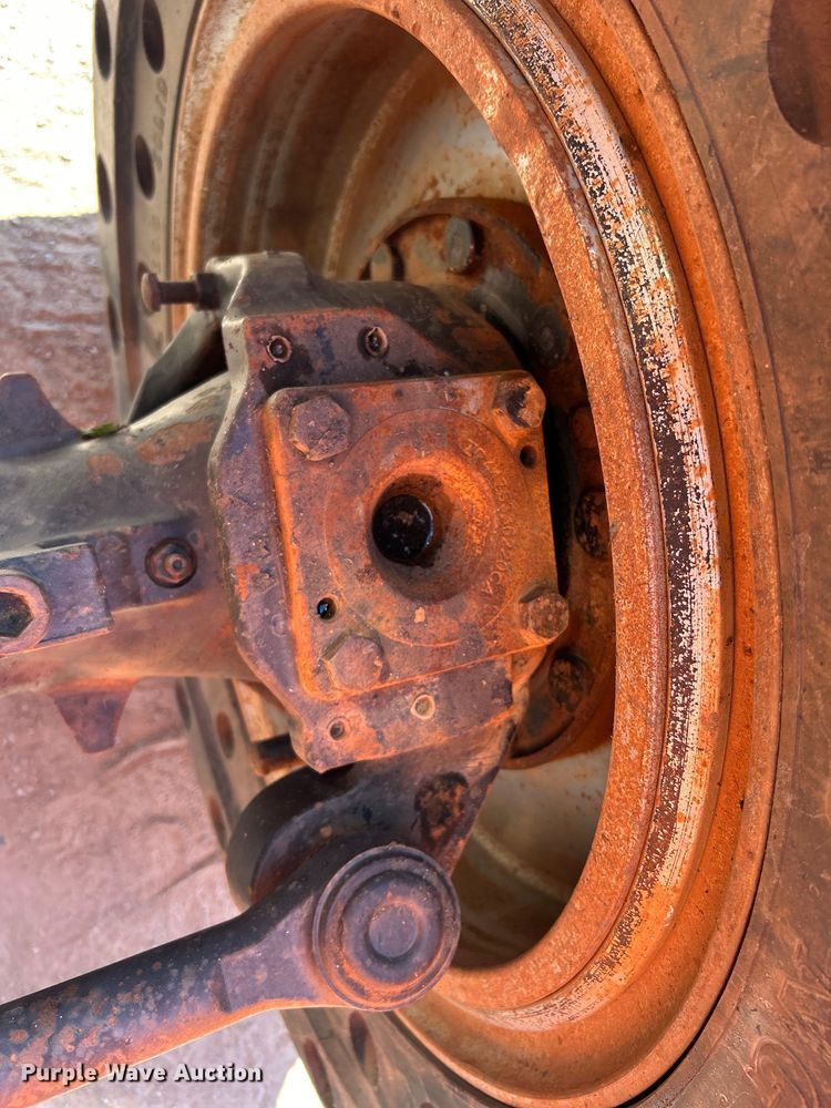 image for item DO1126 JLG Skytrac 10042 telehandler