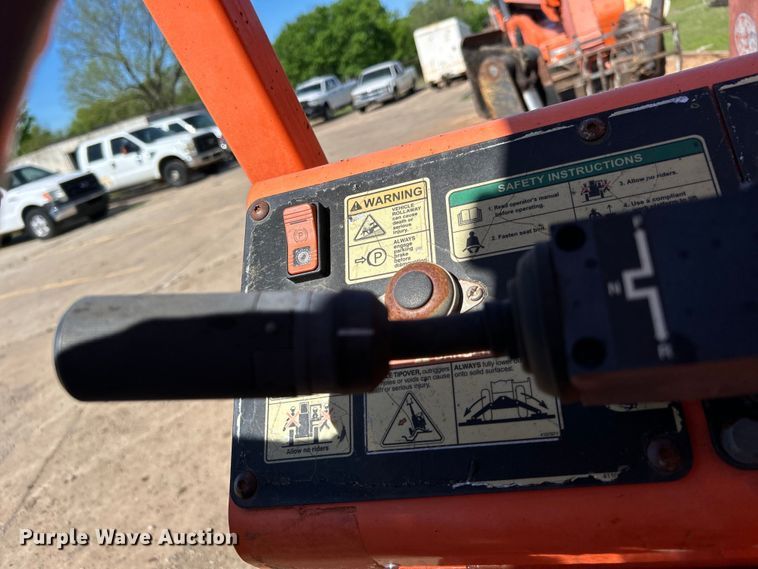 image for item DO1127 2008 JLG Skytrak 10054 telehandler