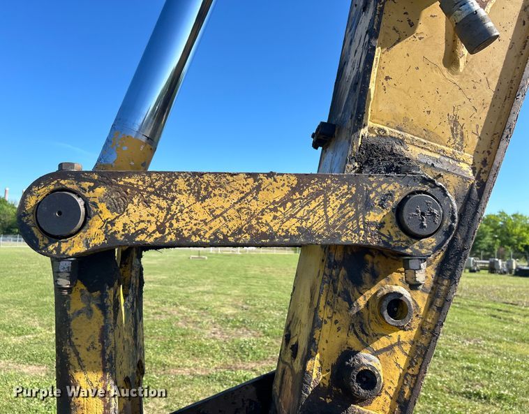 image for item DO1129 2011 Komatsu  PC308USLC excavator