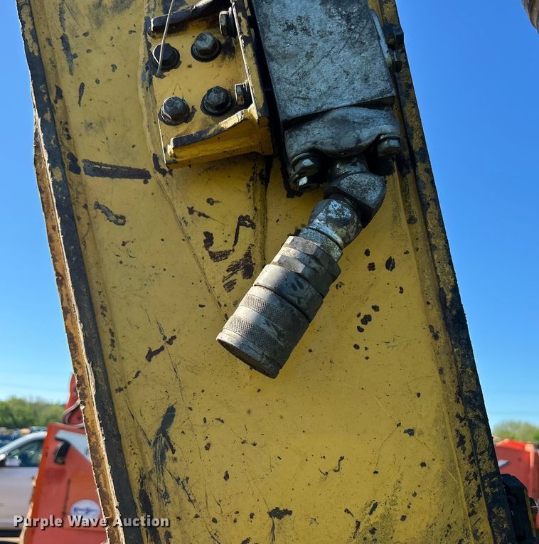 image for item DO1129 2011 Komatsu  PC308USLC excavator