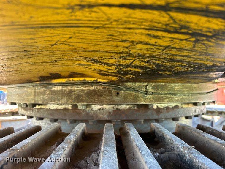 image for item DO1129 2011 Komatsu  PC308USLC excavator