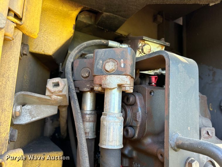 image for item DO1129 2011 Komatsu  PC308USLC excavator