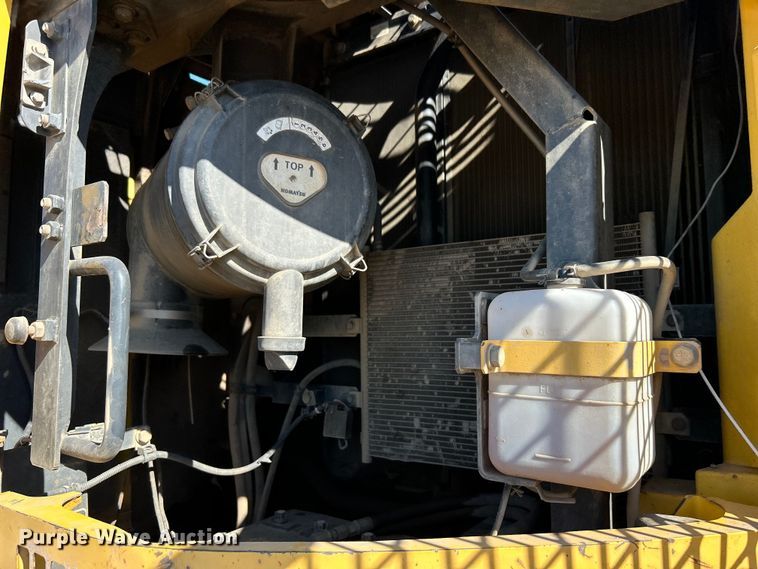 image for item DO1129 2011 Komatsu  PC308USLC excavator