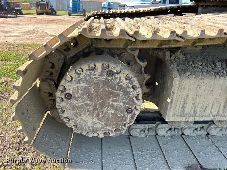 image for item DO1129 2011 Komatsu  PC308USLC excavator