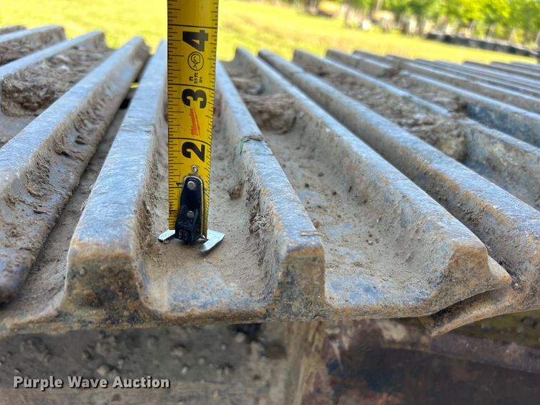 image for item DO1129 2011 Komatsu  PC308USLC excavator