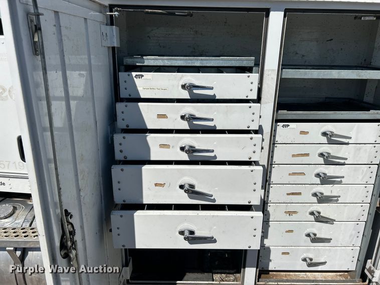 image for item DO6461 2013 Kenworth T270 utility / service truck