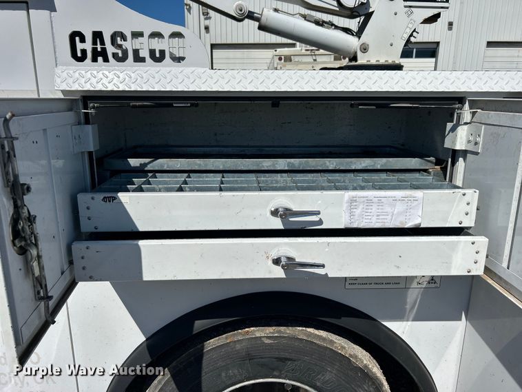 image for item DO6461 2013 Kenworth T270 utility / service truck