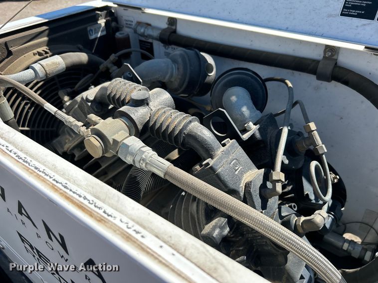 image for item DO6461 2013 Kenworth T270 utility / service truck