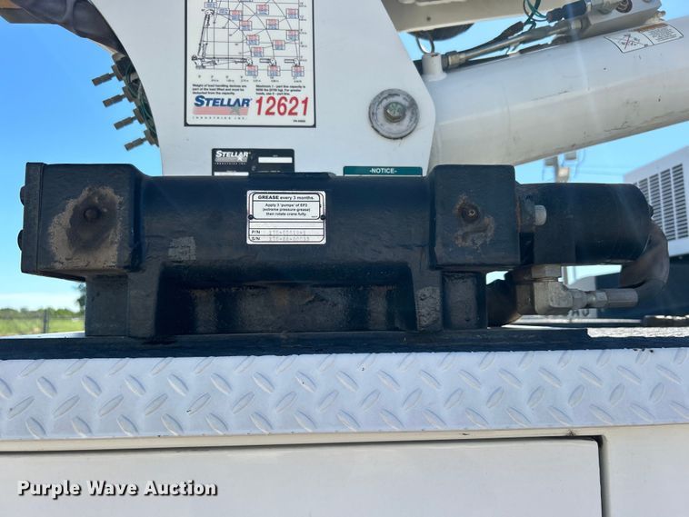 image for item DO6461 2013 Kenworth T270 utility / service truck