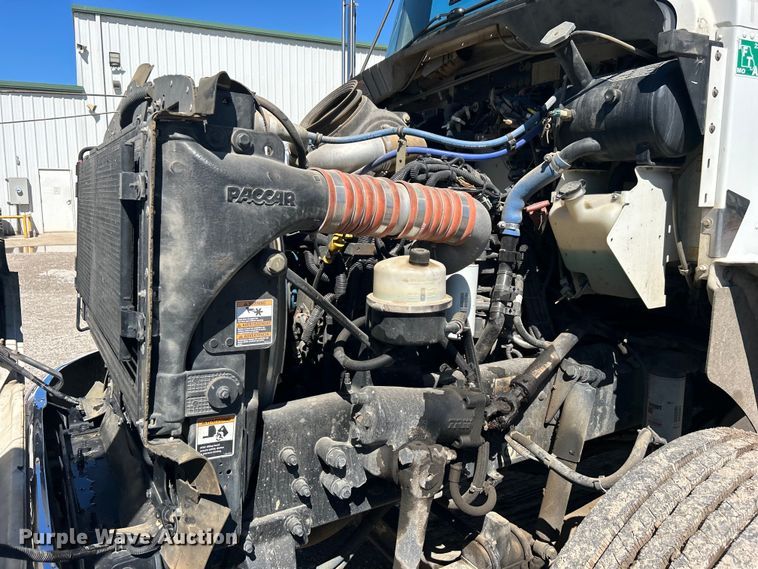 image for item DO6461 2013 Kenworth T270 utility / service truck