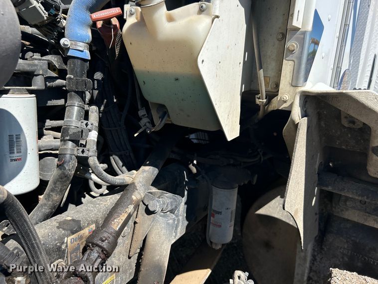 image for item DO6461 2013 Kenworth T270 utility / service truck