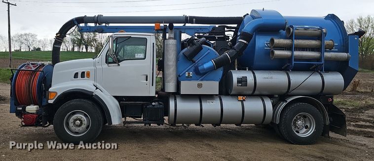 image for item DP0862 1998 Ford L8501 sewer jetter truck