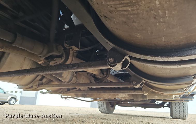 image for item DP0862 1998 Ford L8501 sewer jetter truck