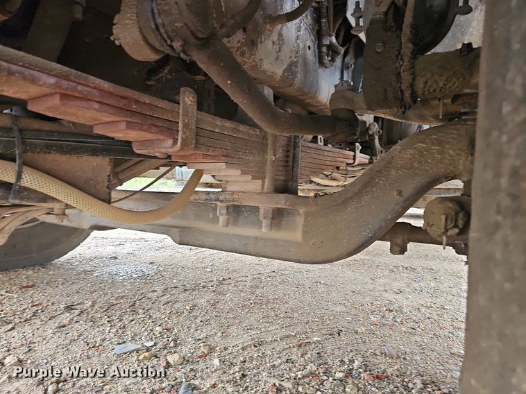 image for item DP0862 1998 Ford L8501 sewer jetter truck