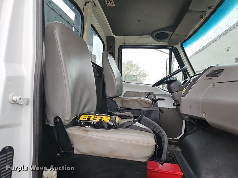 image for item DP0862 1998 Ford L8501 sewer jetter truck