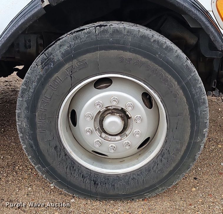 image for item DP0862 1998 Ford L8501 sewer jetter truck