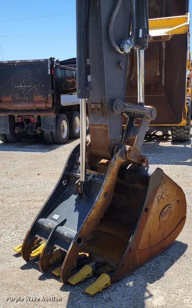 image for item DP1452 2020 Volvo EC160EL excavator