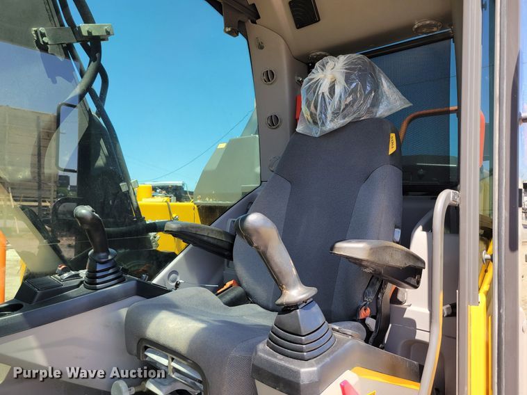 image for item DP1452 2020 Volvo EC160EL excavator