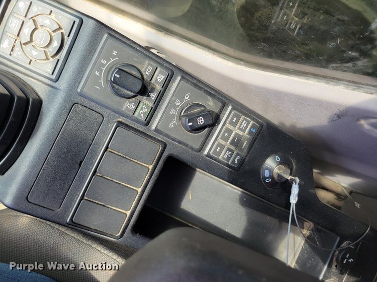 image for item DP1452 2020 Volvo EC160EL excavator