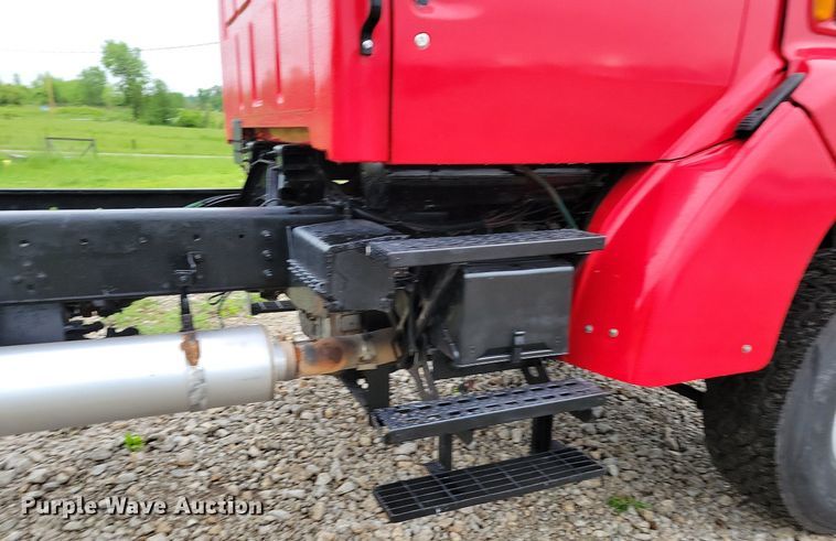 image for item DP1455 2001 Sterling L-Line truck cab and chassis