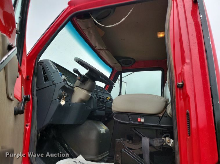 image for item DP1455 2001 Sterling L-Line truck cab and chassis