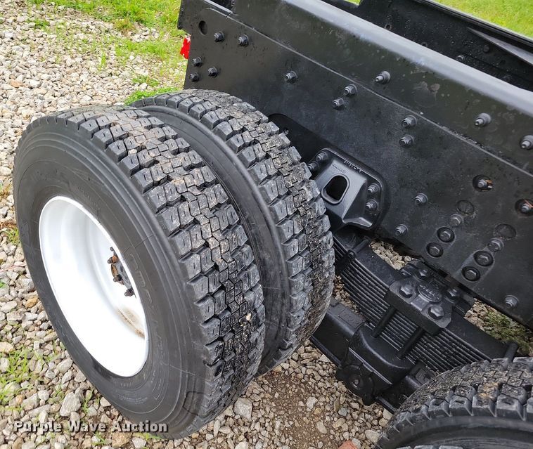 image for item DP1455 2001 Sterling L-Line truck cab and chassis