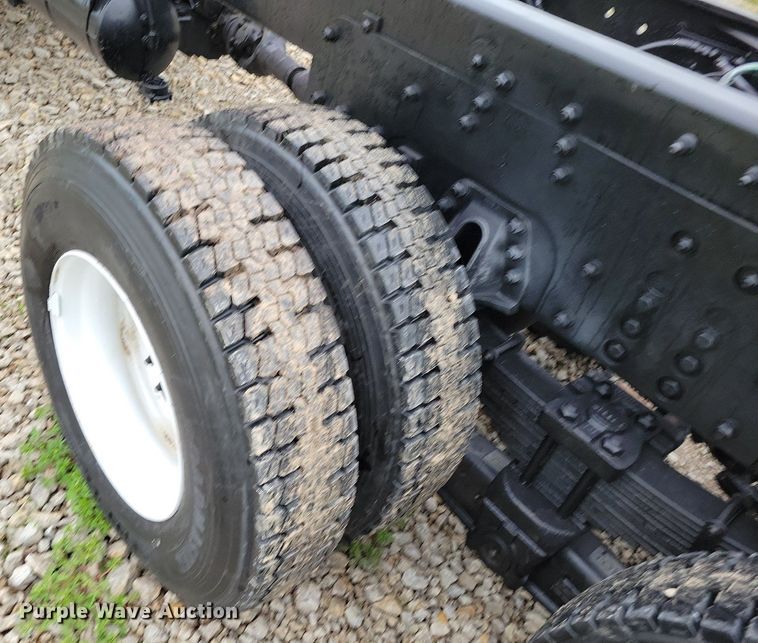 image for item DP1455 2001 Sterling L-Line truck cab and chassis