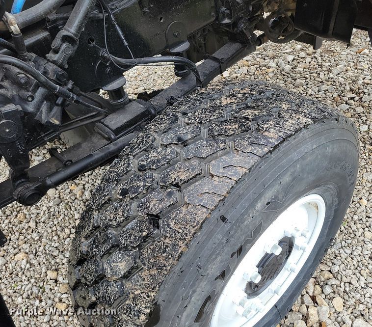 image for item DP1455 2001 Sterling L-Line truck cab and chassis