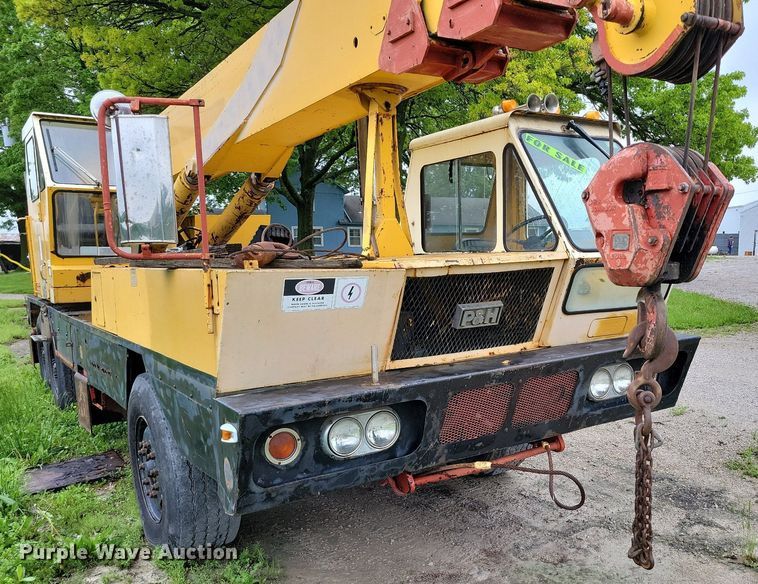 image for item DP1456 P&H T200 crane