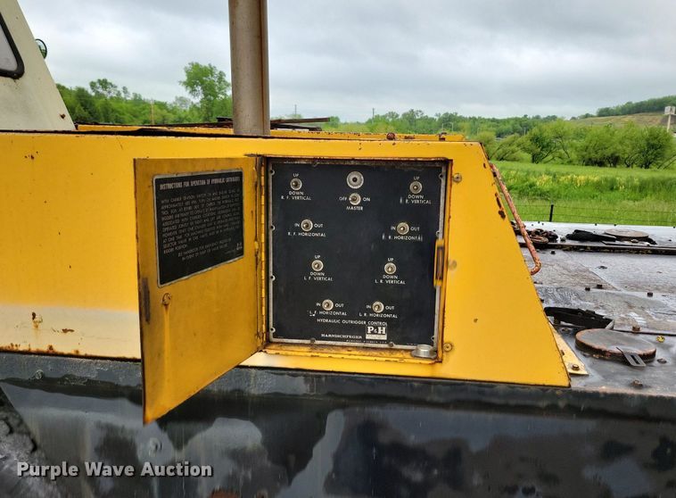 image for item DP1456 P&H T200 crane