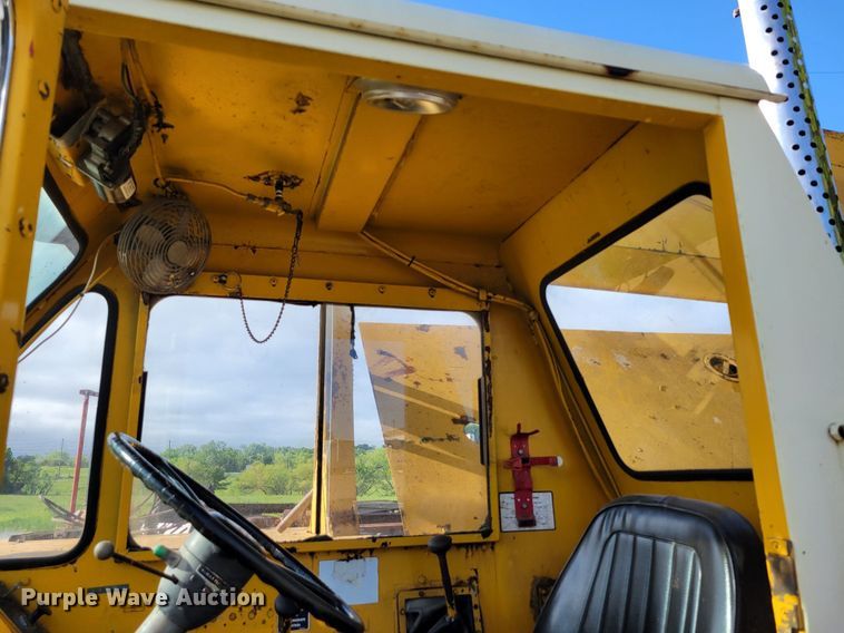 image for item DP1456 P&H T200 crane