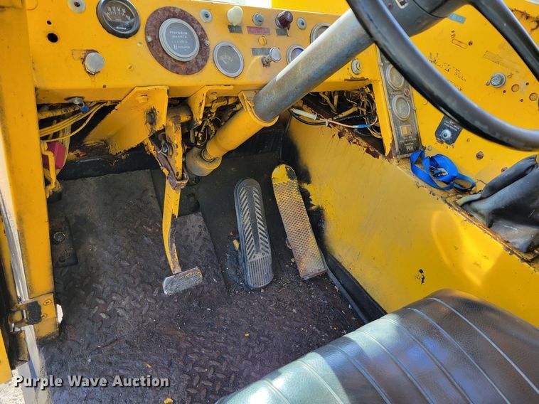 image for item DP1456 P&H T200 crane