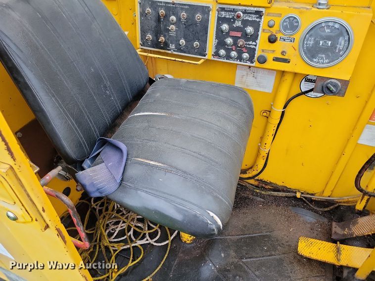 image for item DP1456 P&H T200 crane