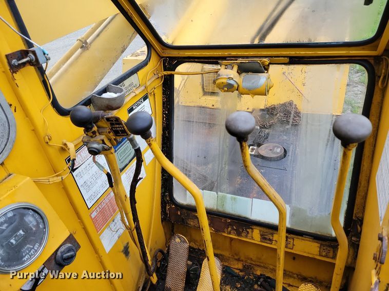 image for item DP1456 P&H T200 crane