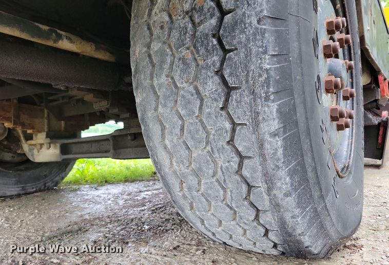 image for item DP1456 P&H T200 crane