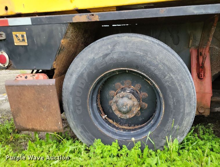 image for item DP1456 P&H T200 crane