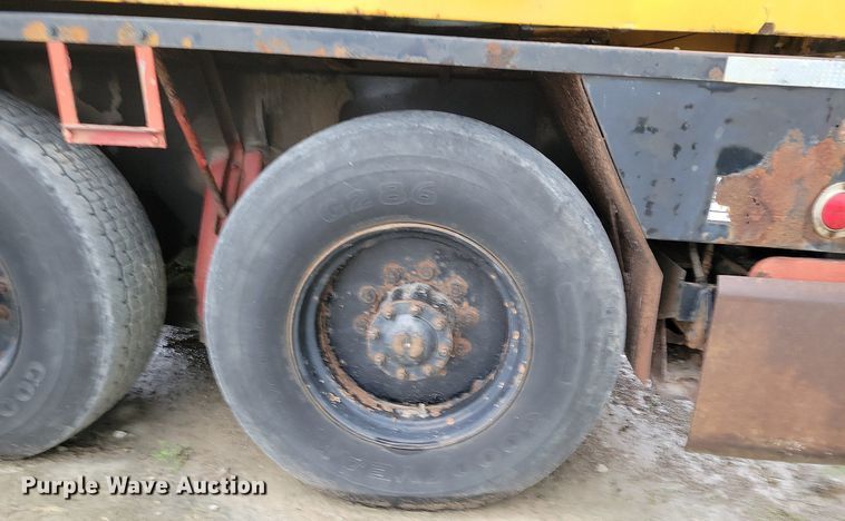 image for item DP1456 P&H T200 crane