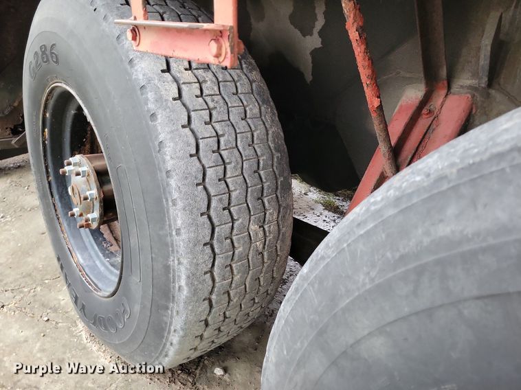 image for item DP1456 P&H T200 crane