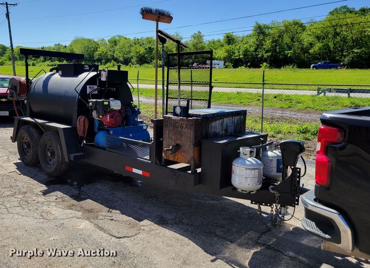 image for item DP1457 2020 Sealrite  SR550 seal coat trailer