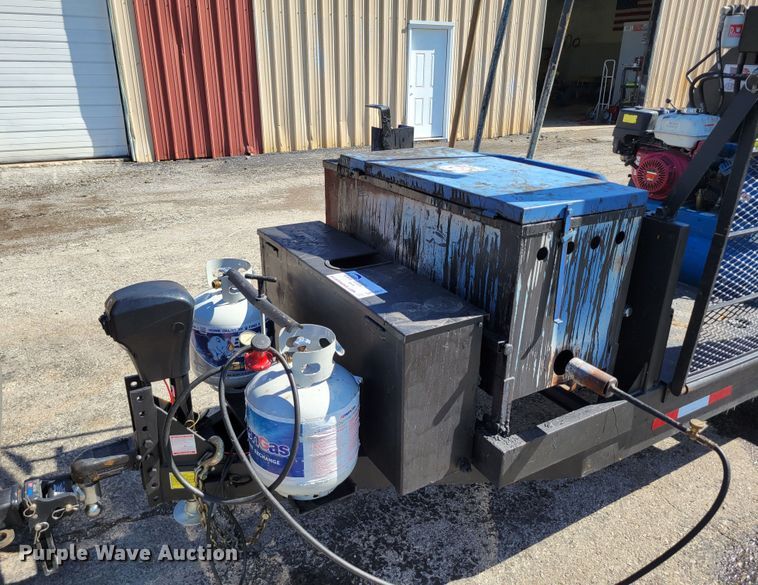 image for item DP1457 2020 Sealrite  SR550 seal coat trailer